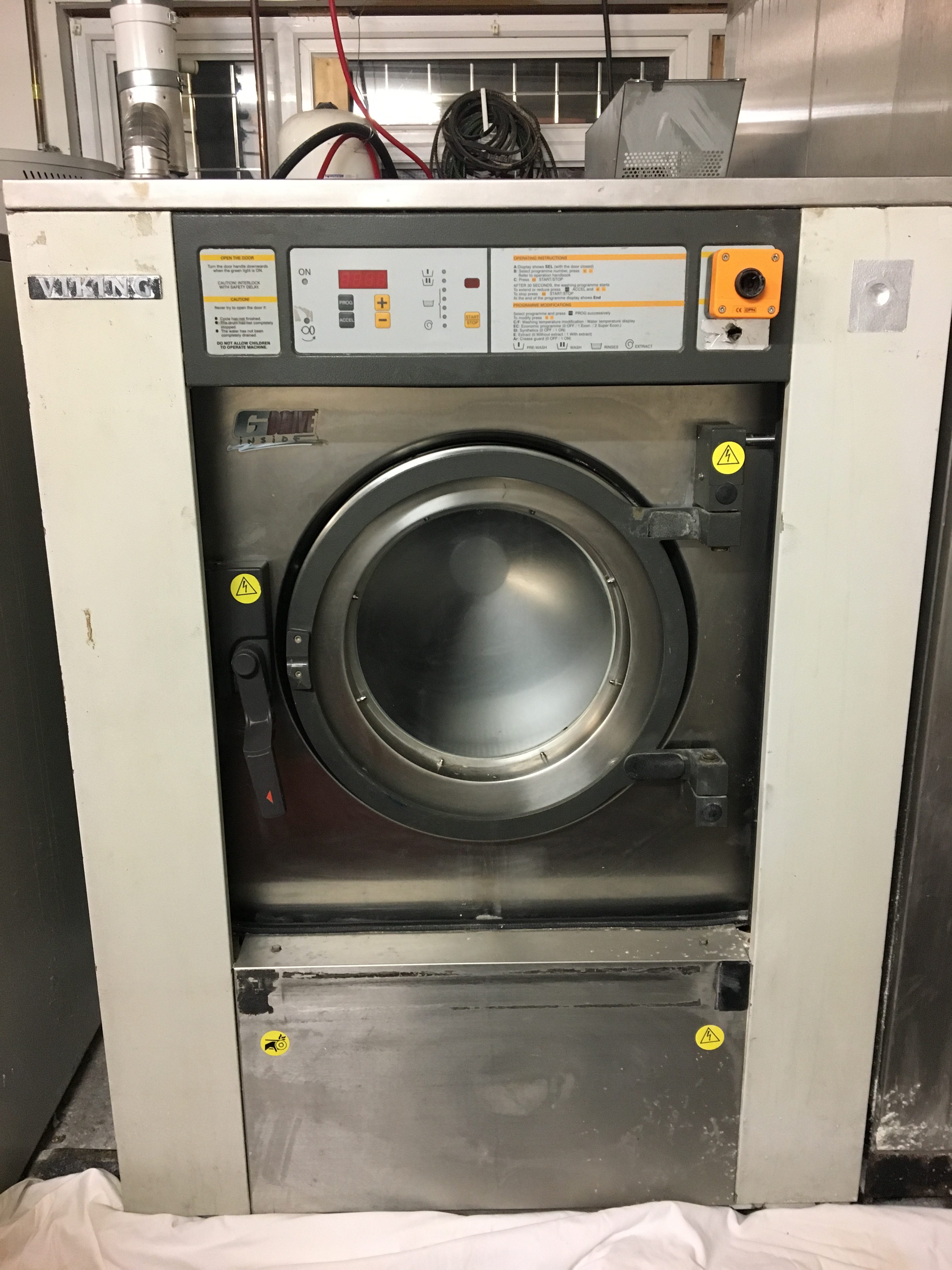 Girbau HS 4022 Washer Extractor (SOLD)